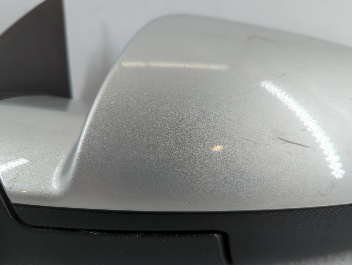 2010-2011 Chevrolet Equinox Driver Side View Mirror - Left Door Mirror OEM Used - Oemusedautoparts1.com