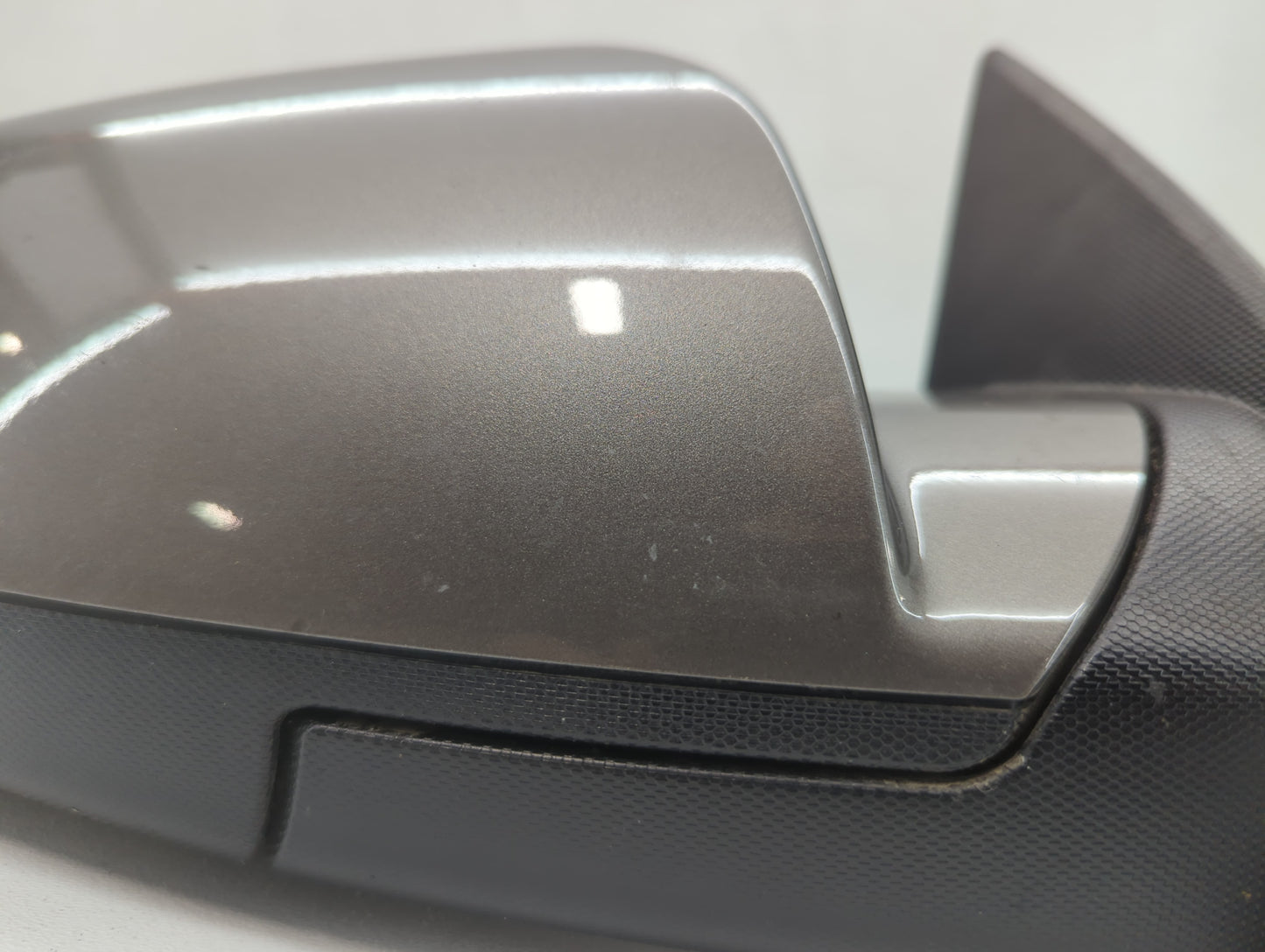 2010-2011 Chevrolet Equinox Passenger Side View Mirror - Right Door Mirror OEM Used - Oemusedautoparts1.com