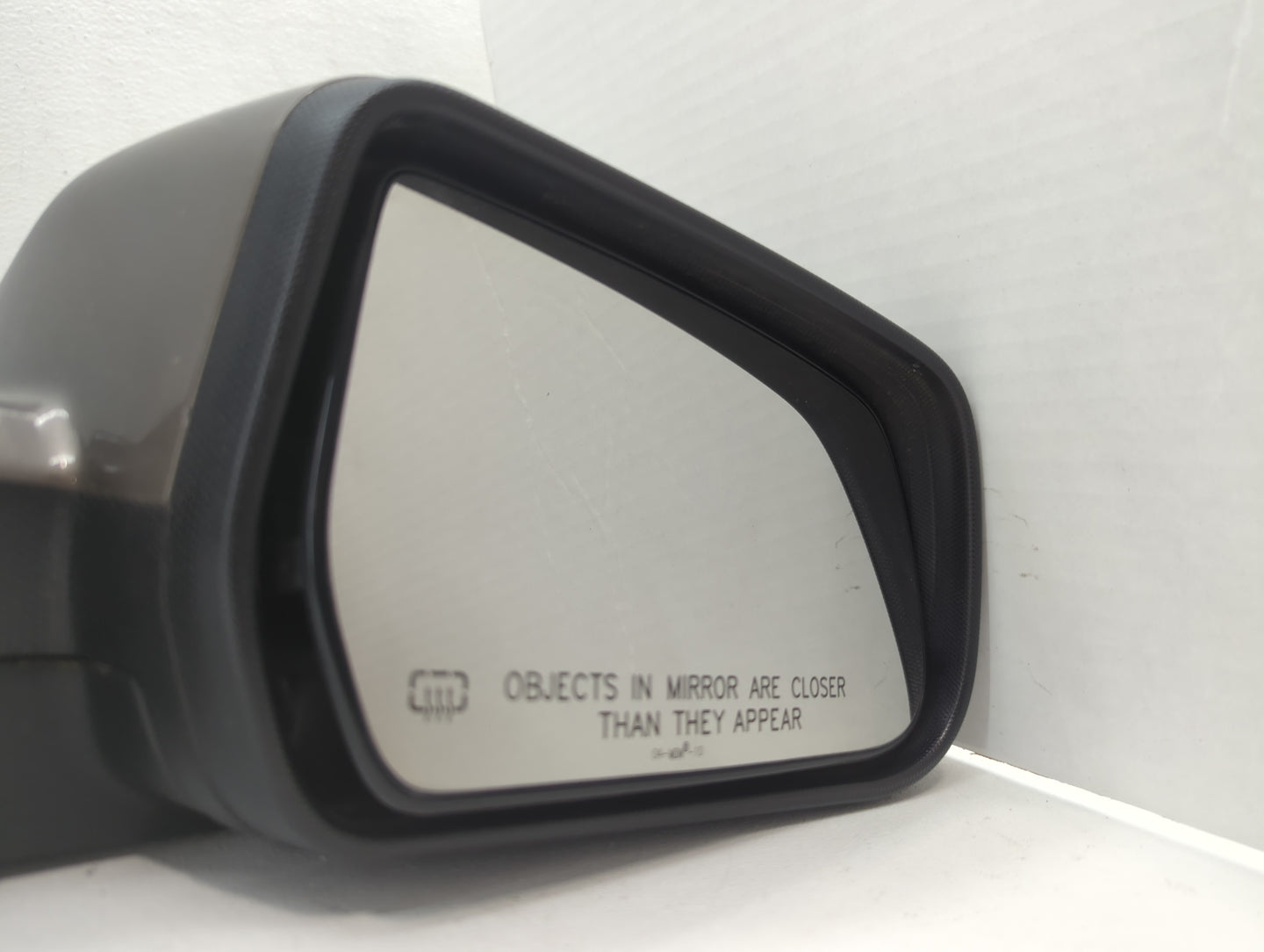 2010-2011 Chevrolet Equinox Passenger Side View Mirror - Right Door Mirror OEM Used - Oemusedautoparts1.com