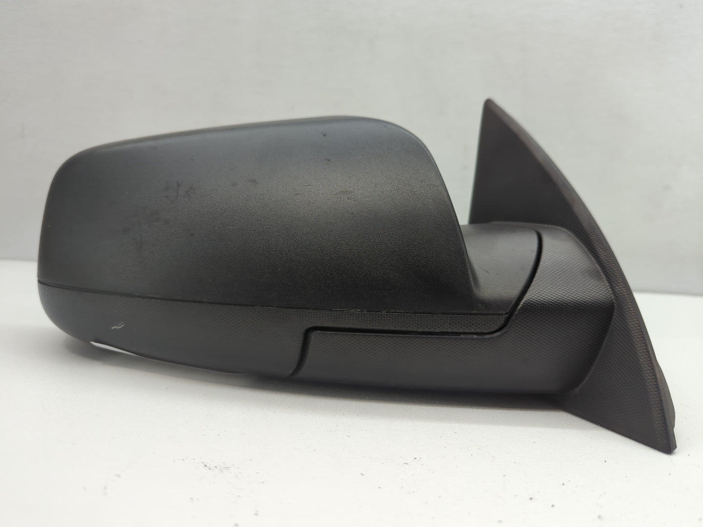 2010-2011 Chevrolet Equinox Passenger Side View Mirror - Right Door Mirror OEM Used - Oemusedautoparts1.com