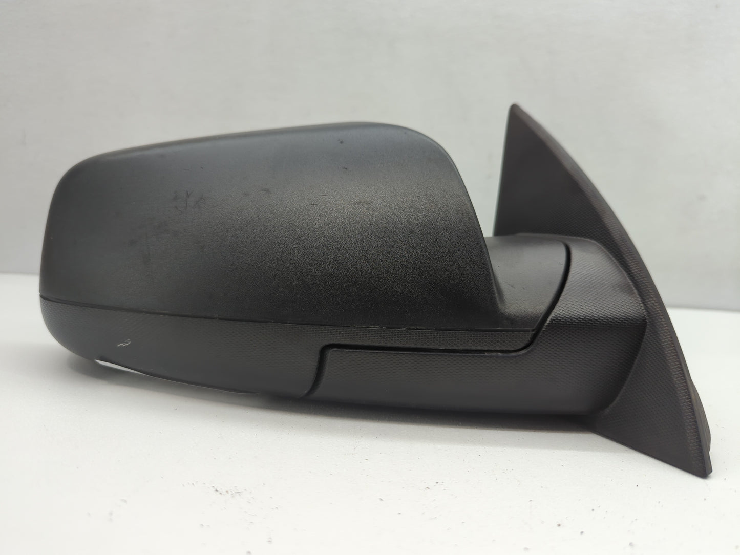 2010-2011 Chevrolet Equinox Passenger Side View Mirror - Right Door Mirror OEM Used - Oemusedautoparts1.com