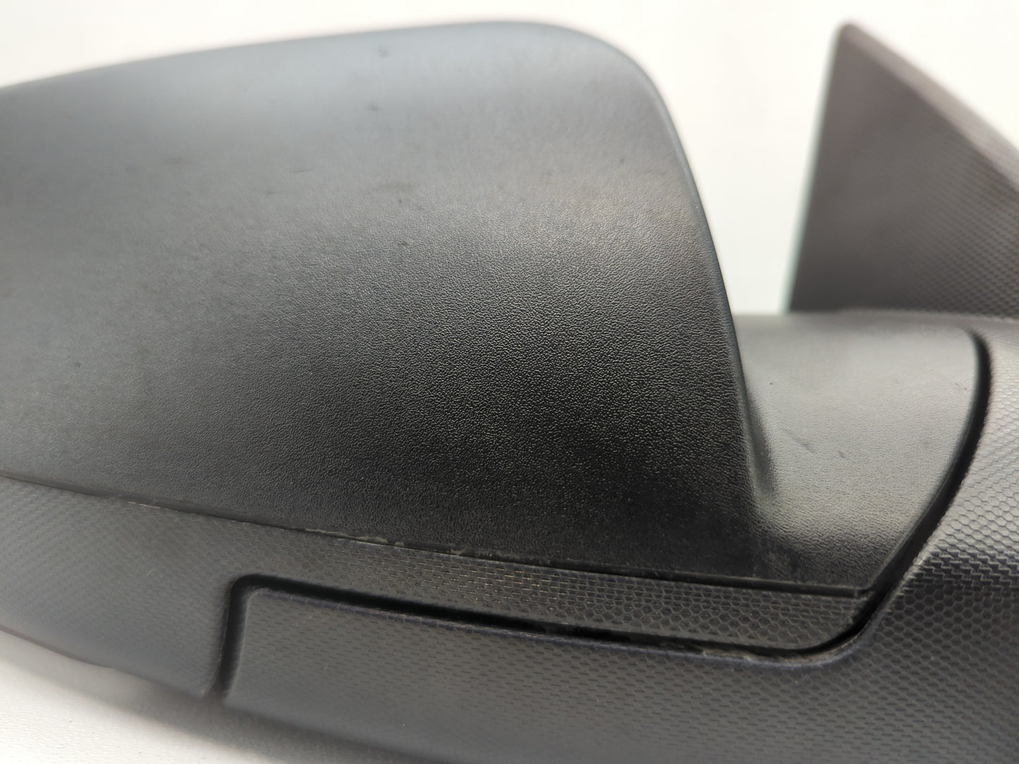 2010-2011 Chevrolet Equinox Passenger Side View Mirror - Right Door Mirror OEM Used - Oemusedautoparts1.com