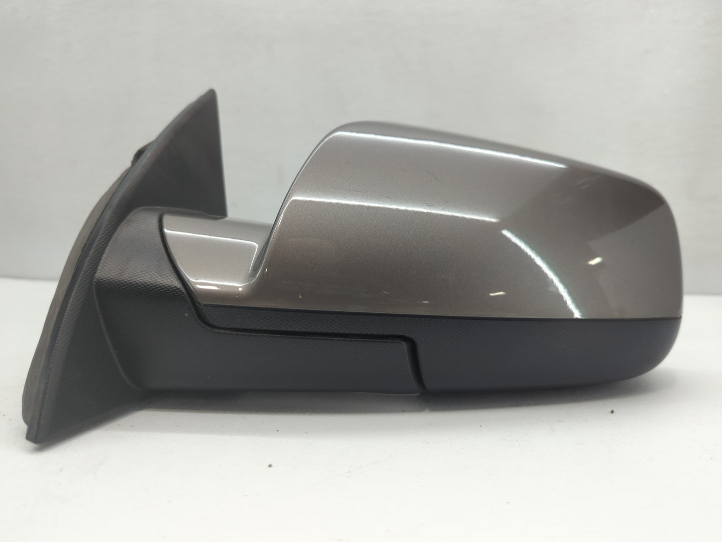 2010-2011 Chevrolet Equinox Driver Side View Mirror - Left Door Mirror OEM Used - Oemusedautoparts1.com