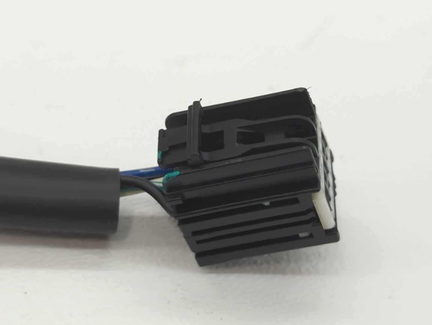 2010-2011 Chevrolet Equinox Driver Side View Mirror - Left Door Mirror OEM Used - Oemusedautoparts1.com