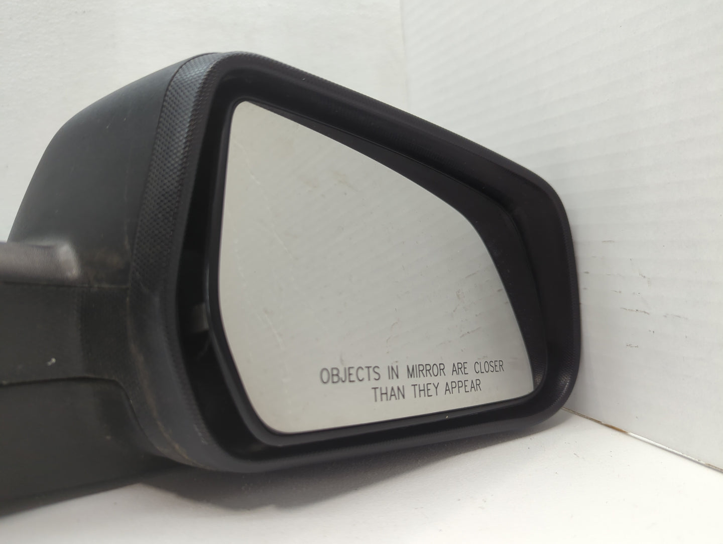 2010-2011 Chevrolet Equinox Passenger Side View Mirror - Right Door Mirror OEM Used - Oemusedautoparts1.com