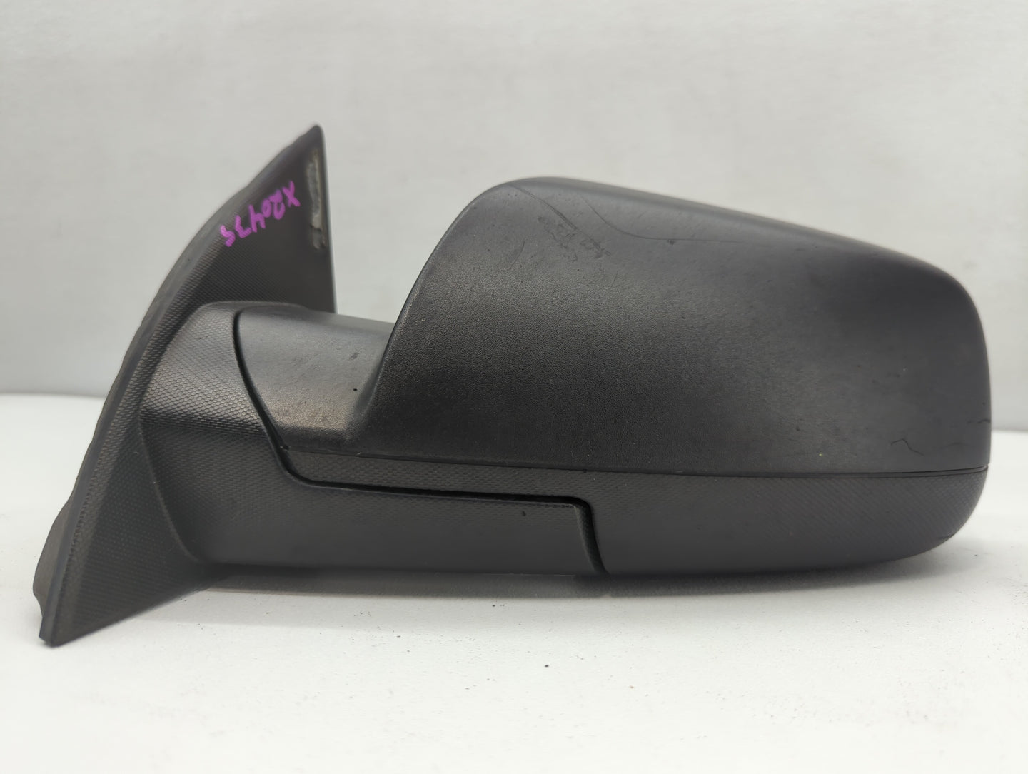 2010-2011 Chevrolet Equinox Driver Left Side View Manual Door Mirror - Oemusedautoparts1.com