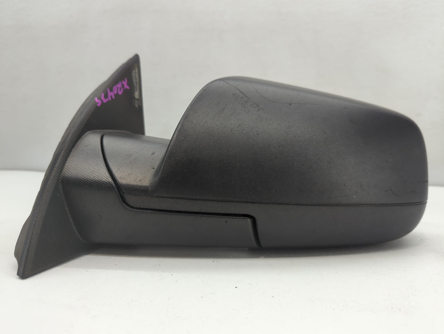2010-2011 Chevrolet Equinox Driver Left Side View Manual Door Mirror - Oemusedautoparts1.com