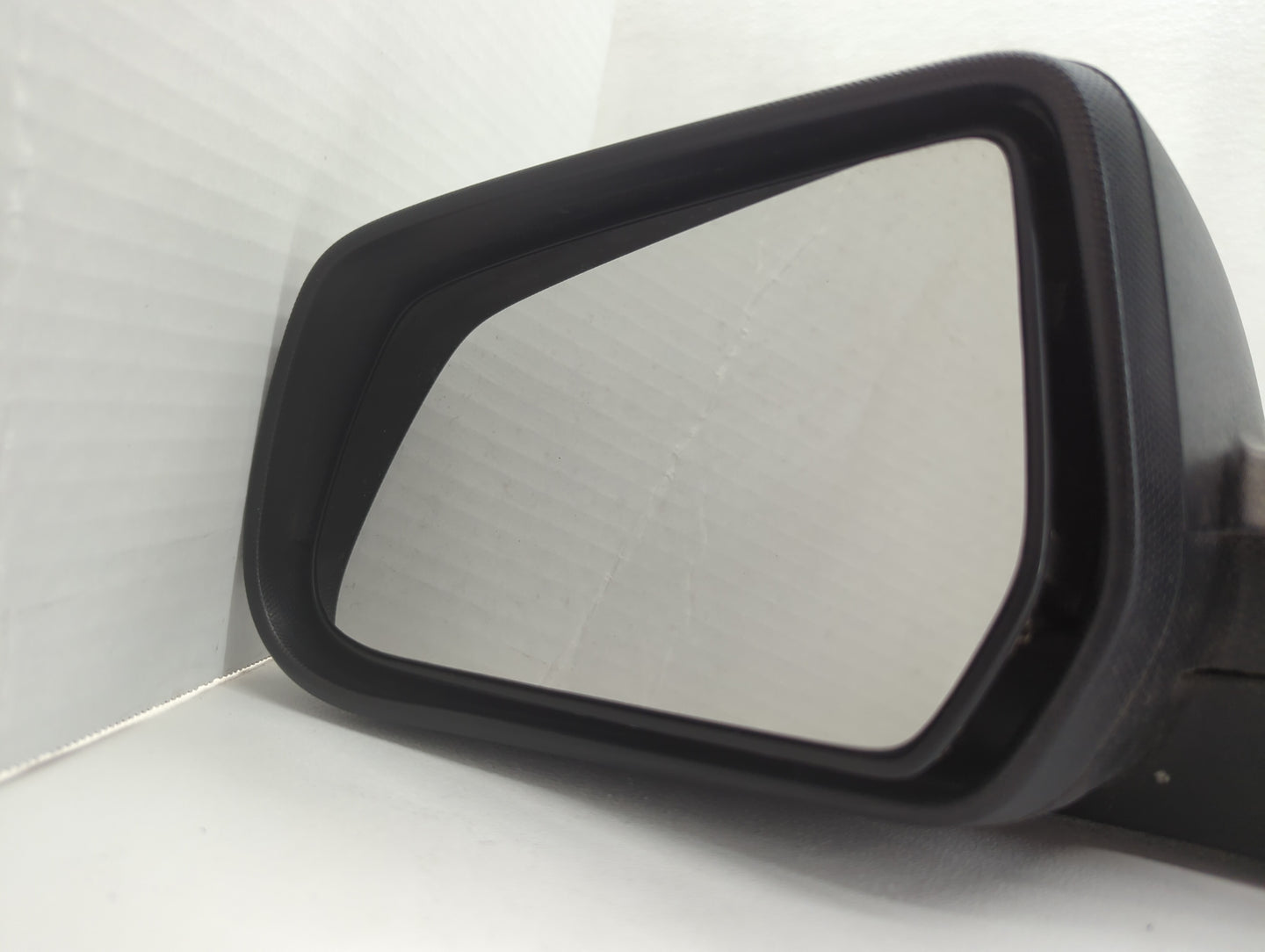 2010-2011 Chevrolet Equinox Driver Left Side View Manual Door Mirror - Oemusedautoparts1.com