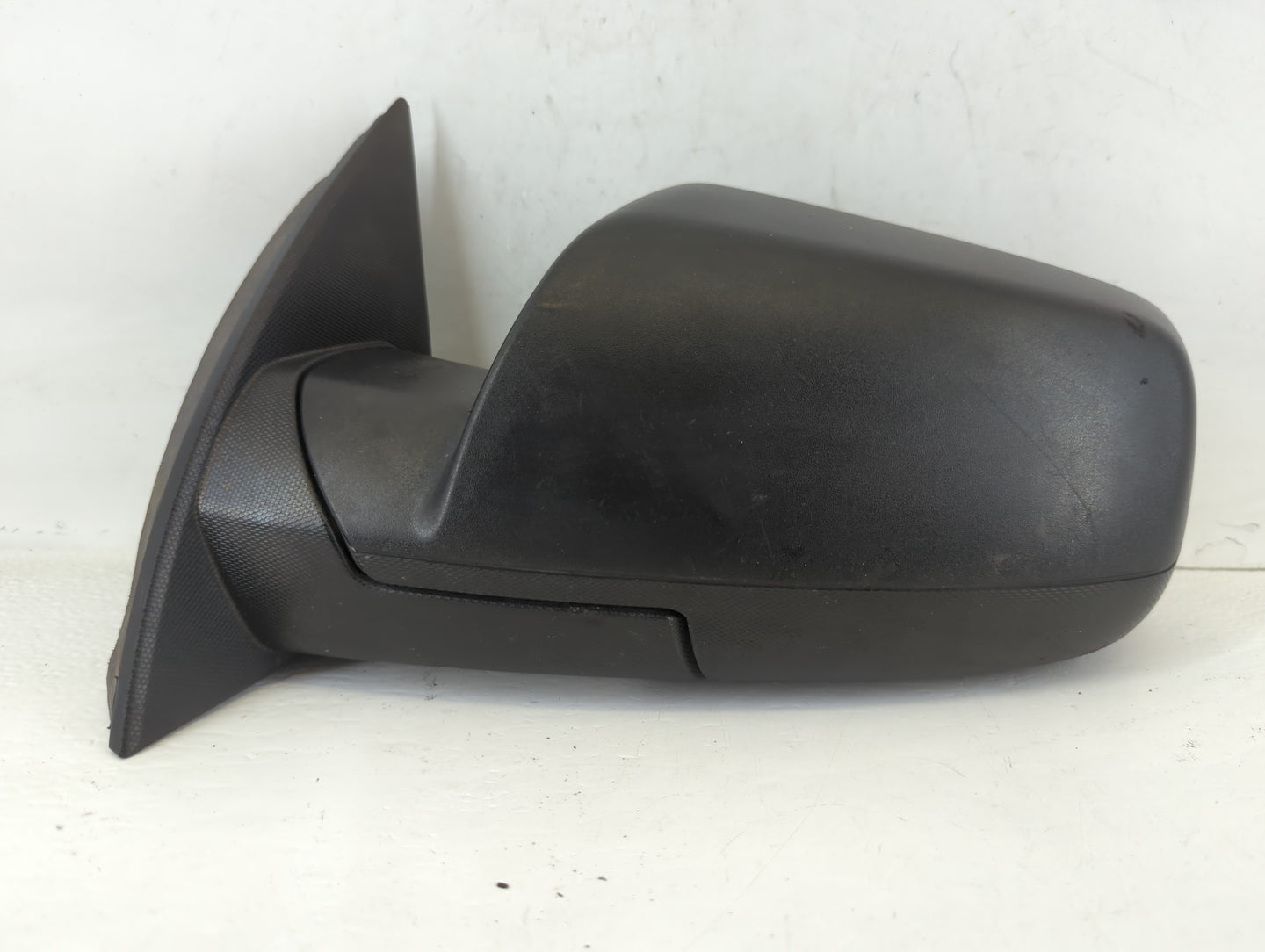 2010-2011 Chevrolet Equinox Driver Side View Mirror - Left Door Mirror OEM Used - Oemusedautoparts1.com