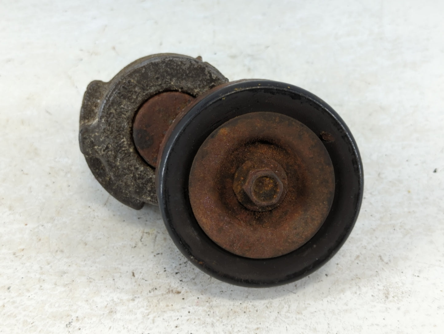 2010 Chevrolet Equinox Tensioner Belt Pulley - Oemusedautoparts1.com