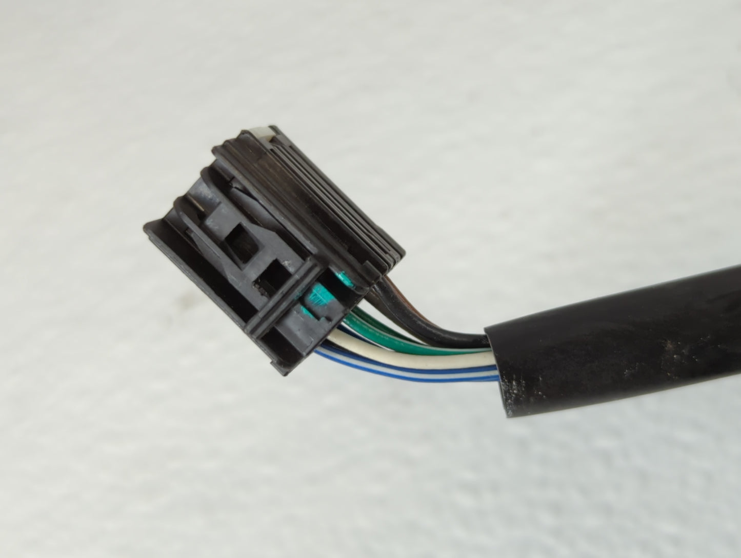 2010-2011 Chevrolet Equinox Driver Side View Mirror - Left Door Mirror OEM Used - Oemusedautoparts1.com