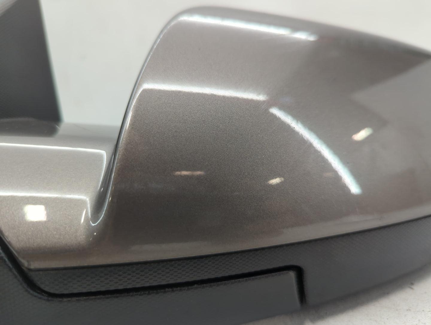 2010-2011 Chevrolet Equinox Driver Side View Mirror - Left Door Mirror OEM Used - Oemusedautoparts1.com