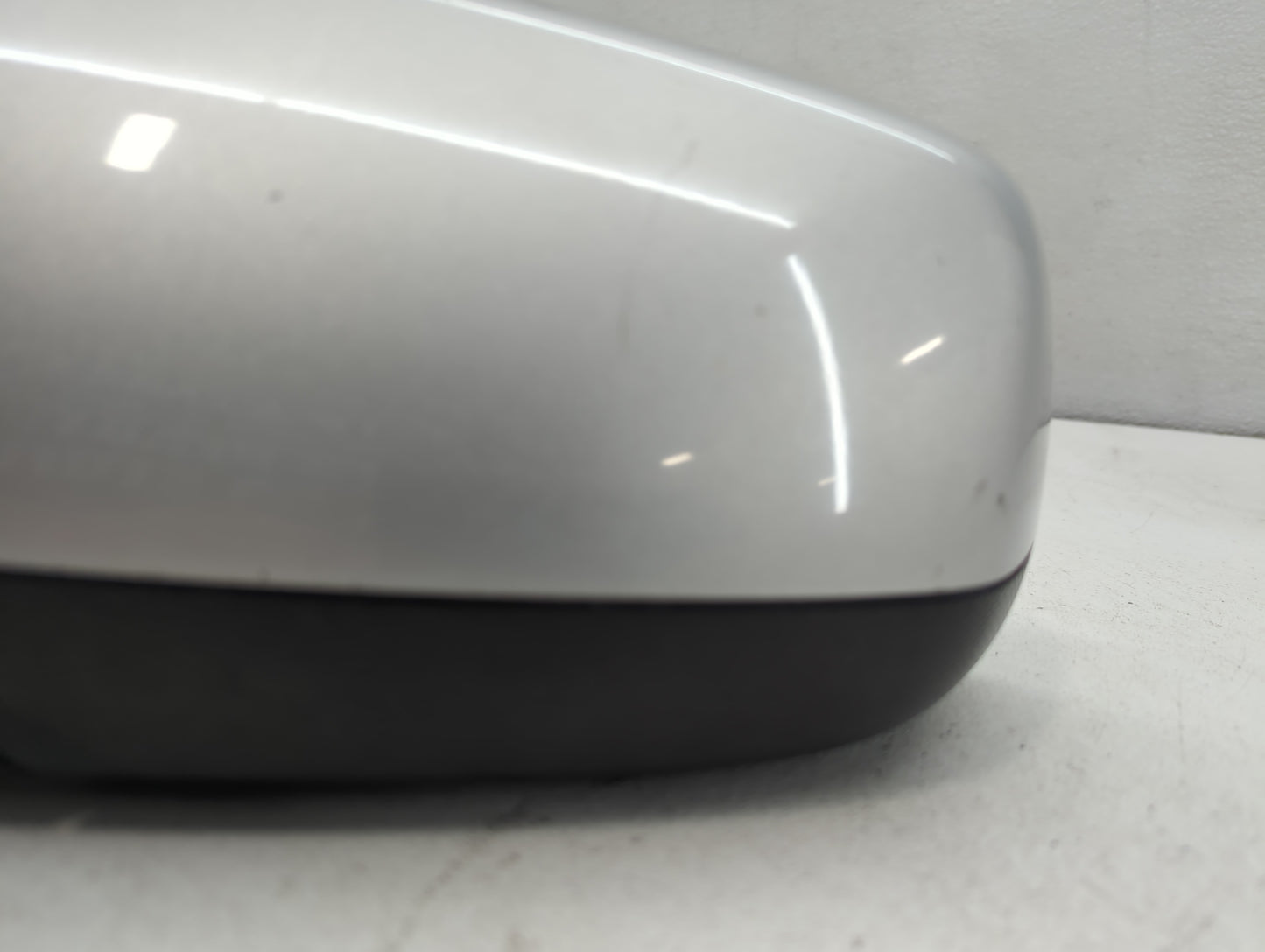 2010-2011 Chevrolet Equinox Driver Side View Mirror - Left Door Mirror OEM Used - Oemusedautoparts1.com