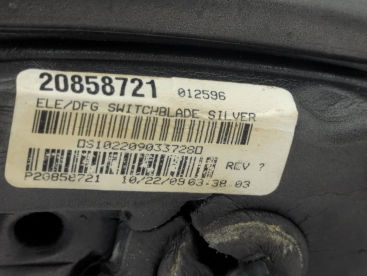 2010-2011 Chevrolet Equinox Driver Side View Mirror - Left Door Mirror OEM Used - Oemusedautoparts1.com