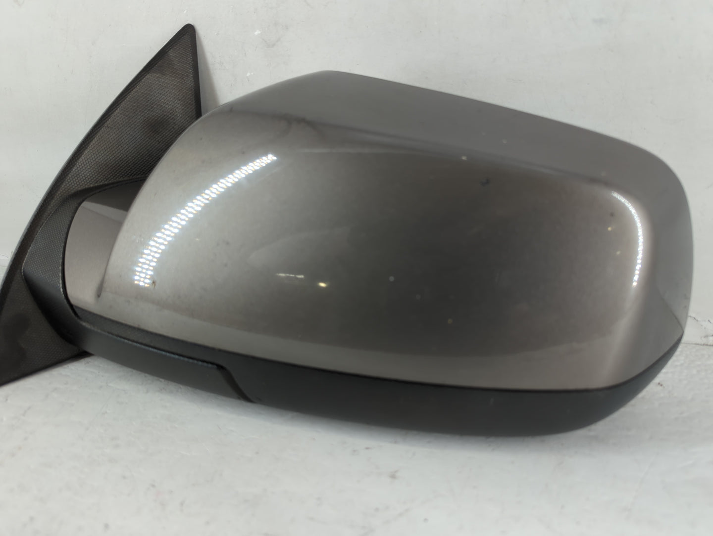 2010-2011 Chevrolet Equinox Driver Side View Mirror - Left Door Mirror OEM Used - Oemusedautoparts1.com