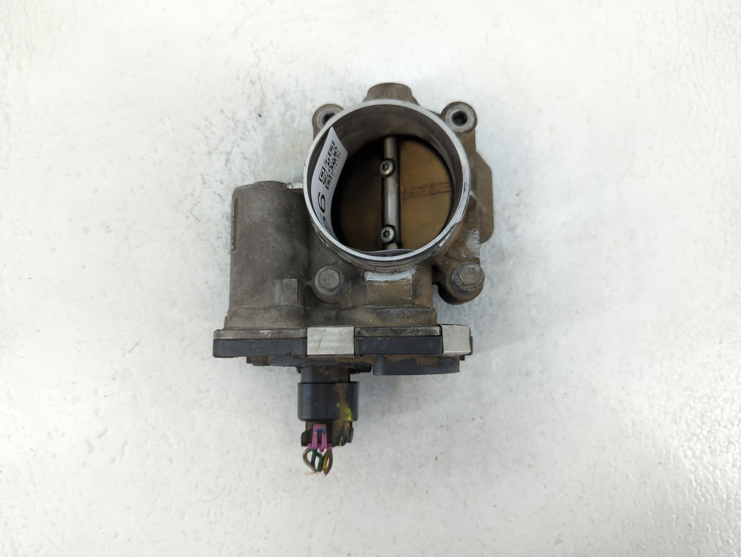 2010-2011 Chevrolet Equinox Throttle Body P/N:AGB-AJ-B1-007R1 Fits Fits 2007 2008 2009 2010 2011 2012 OEM Used Auto Parts - 
