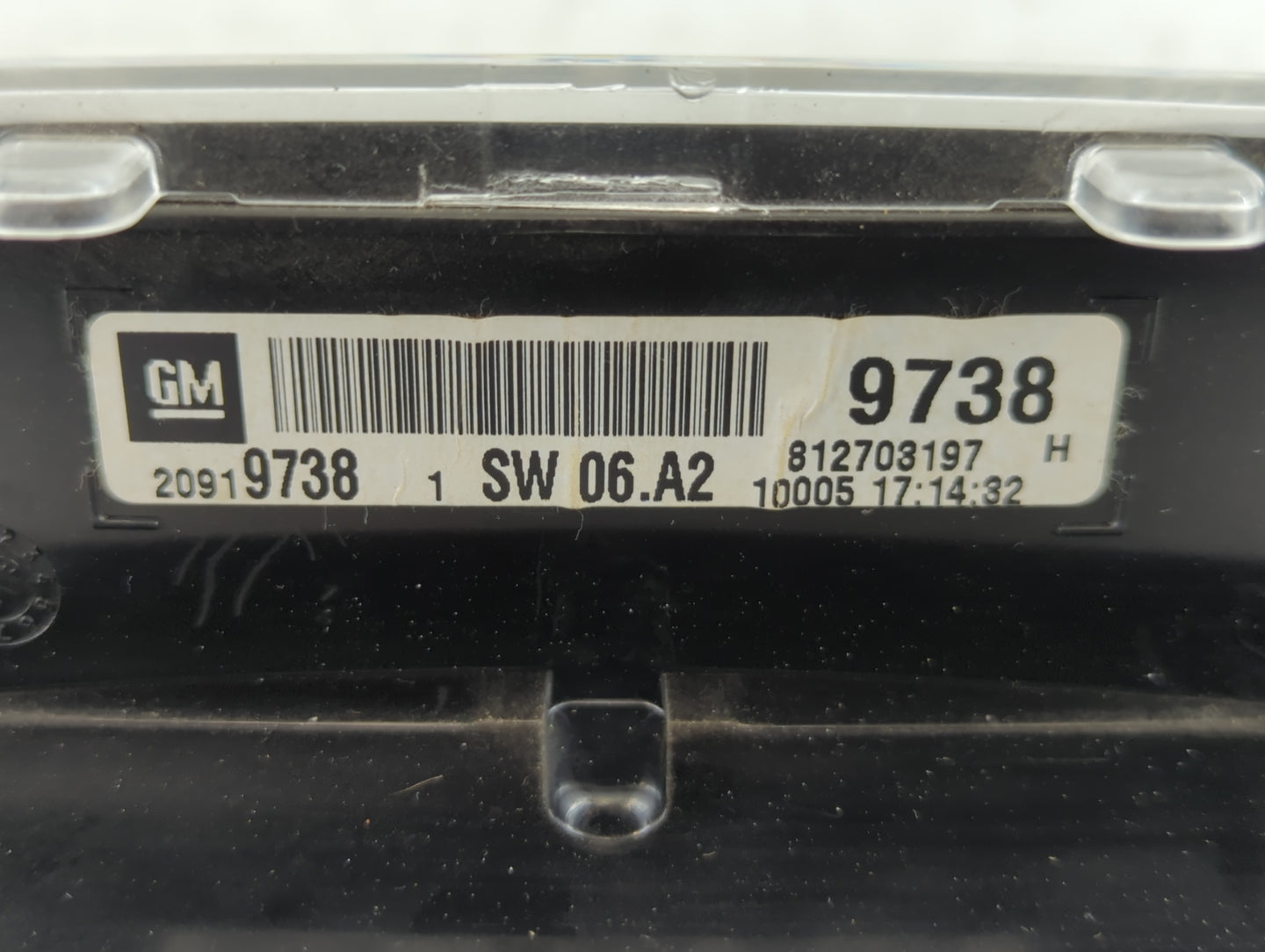2010 Chevrolet Equinox Instrument Cluster Speedometer Gauges P/N:20919738 2853001736335 Fits OEM Used Auto Parts - Oemusedau