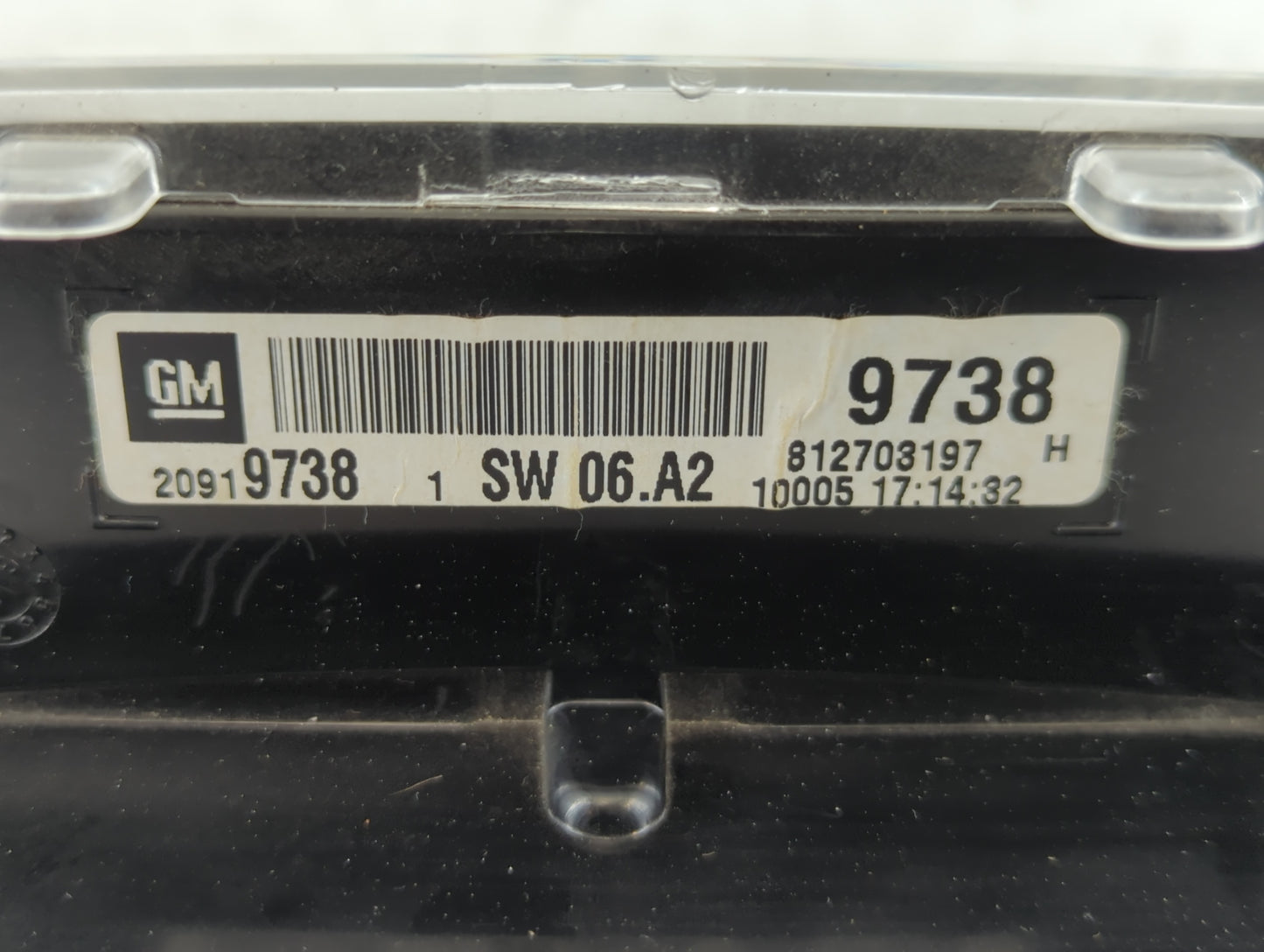 2010 Chevrolet Equinox Instrument Cluster Speedometer Gauges P/N:20919738 2853001736335 Fits OEM Used Auto Parts - Oemusedau