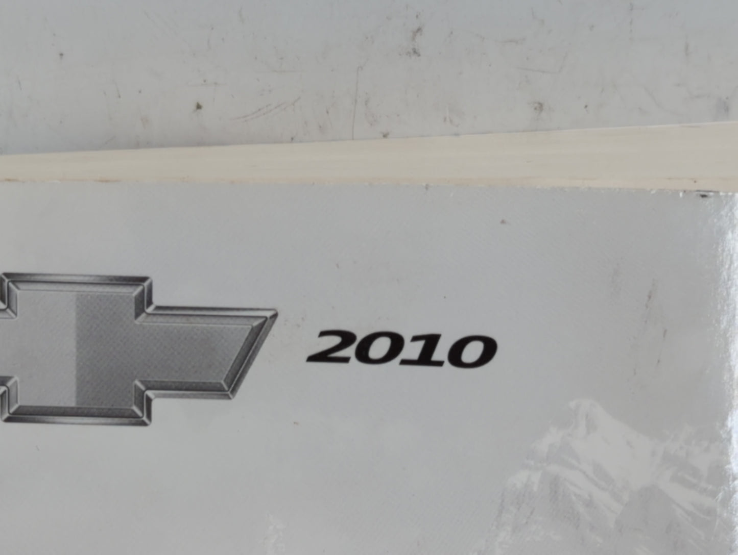 2010 Chevrolet Equinox Owners Manual Book Guide P/N:25798562 B OEM Used Auto Parts - Oemusedautoparts1.com