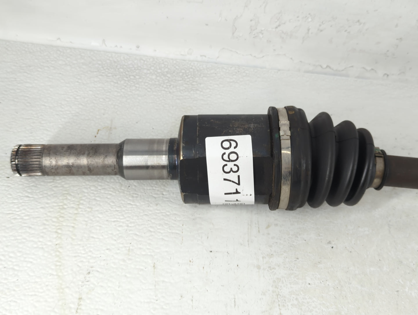 2010-2017 Chevrolet Equinox Axle Shaft Front Driver Cv C/v - Oemusedautoparts1.com