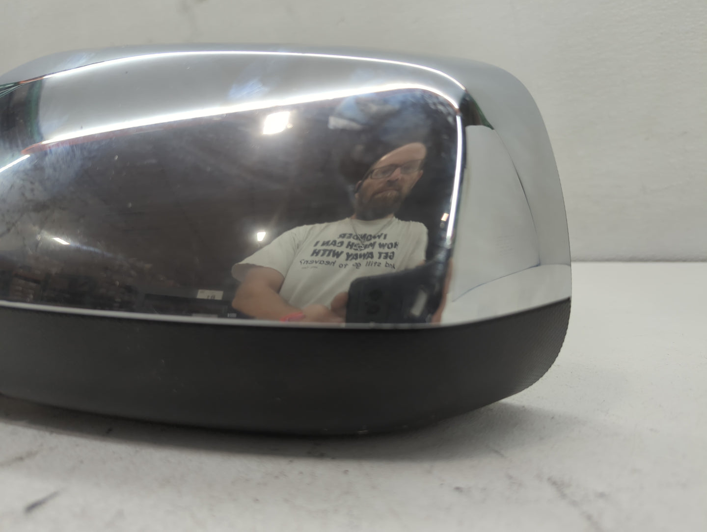 2010-2011 Chevrolet Equinox Driver Side View Mirror - Left Door Mirror OEM Used - Oemusedautoparts1.com