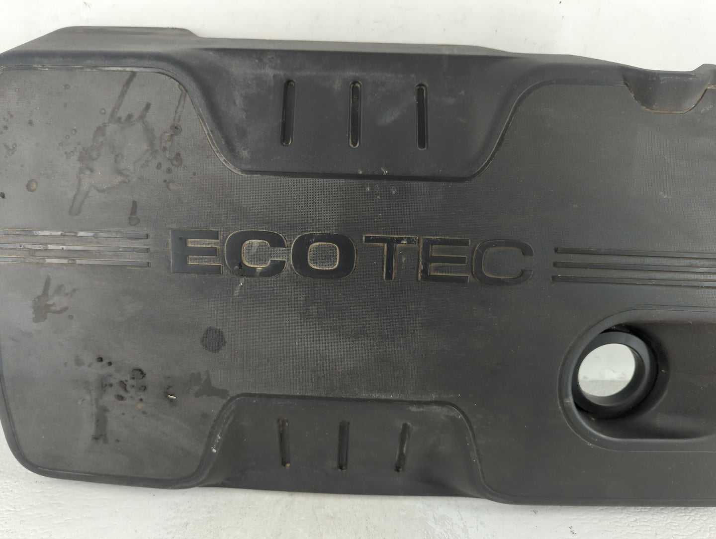 2010 Chevrolet Equinox Engine Cover - Oemusedautoparts1.com