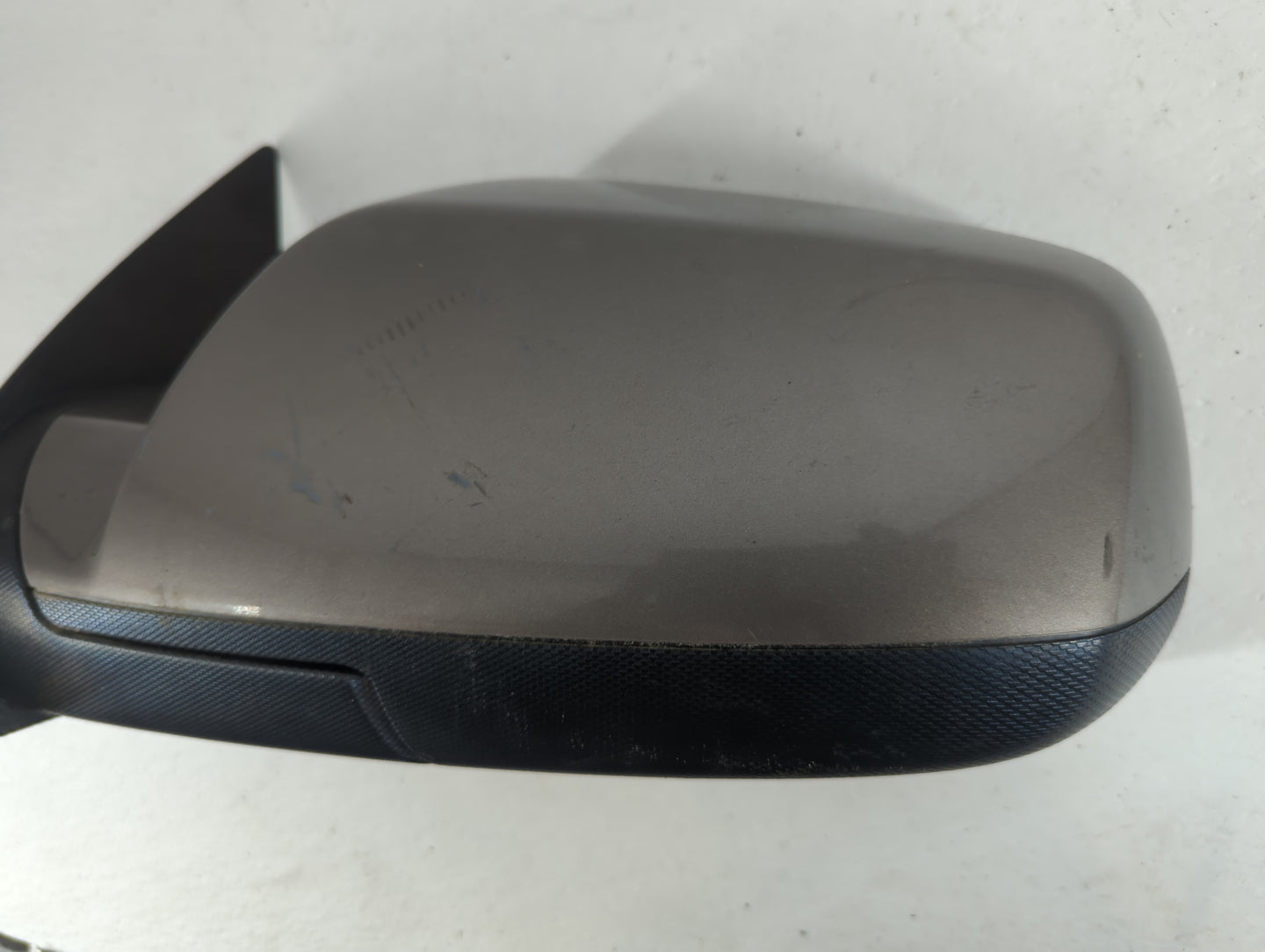 2010-2011 Chevrolet Equinox Driver Side View Mirror - Left Door Mirror OEM Used - Oemusedautoparts1.com