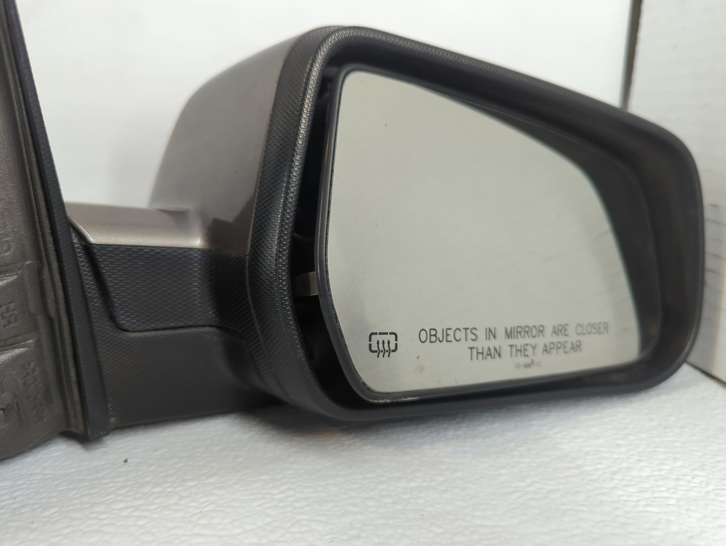 2010-2011 Chevrolet Equinox Passenger Side View Mirror - Right Door Mirror OEM Used - Oemusedautoparts1.com