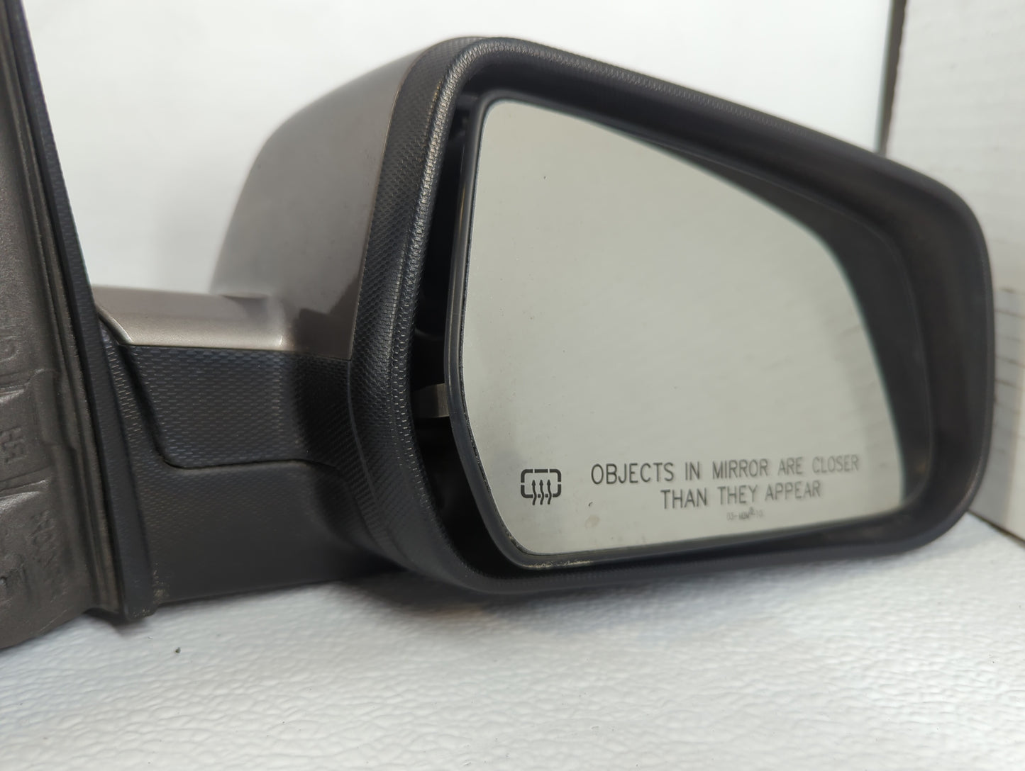 2010-2011 Chevrolet Equinox Passenger Side View Mirror - Right Door Mirror OEM Used - Oemusedautoparts1.com