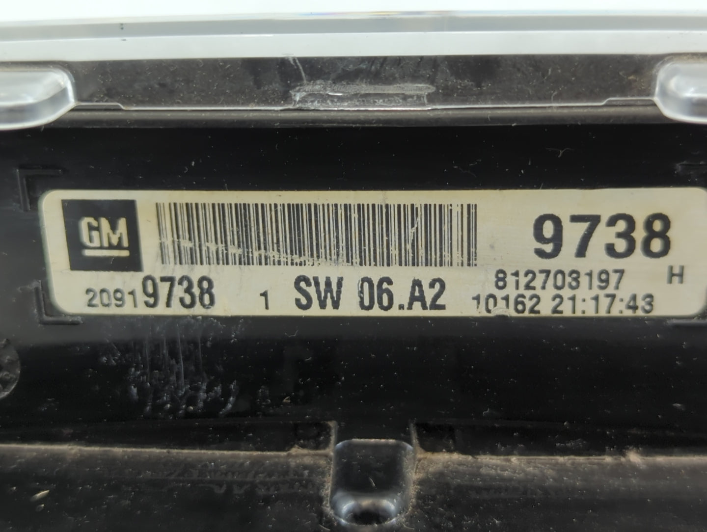 2010 Chevrolet Equinox Instrument Cluster Speedometer Gauges P/N:20919738 Fits OEM Used Auto Parts - Oemusedautoparts1.com