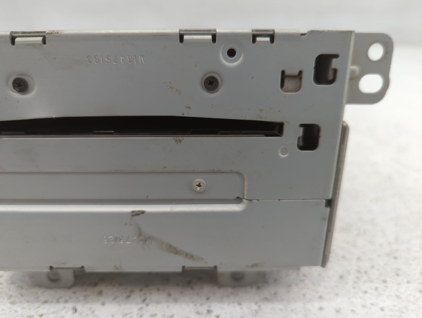 2010 Chevrolet Equinox Radio AM FM Cd Player Receiver Replacement P/N:299955 Fits Fits 2011 OEM Used Auto Parts - Oemusedaut