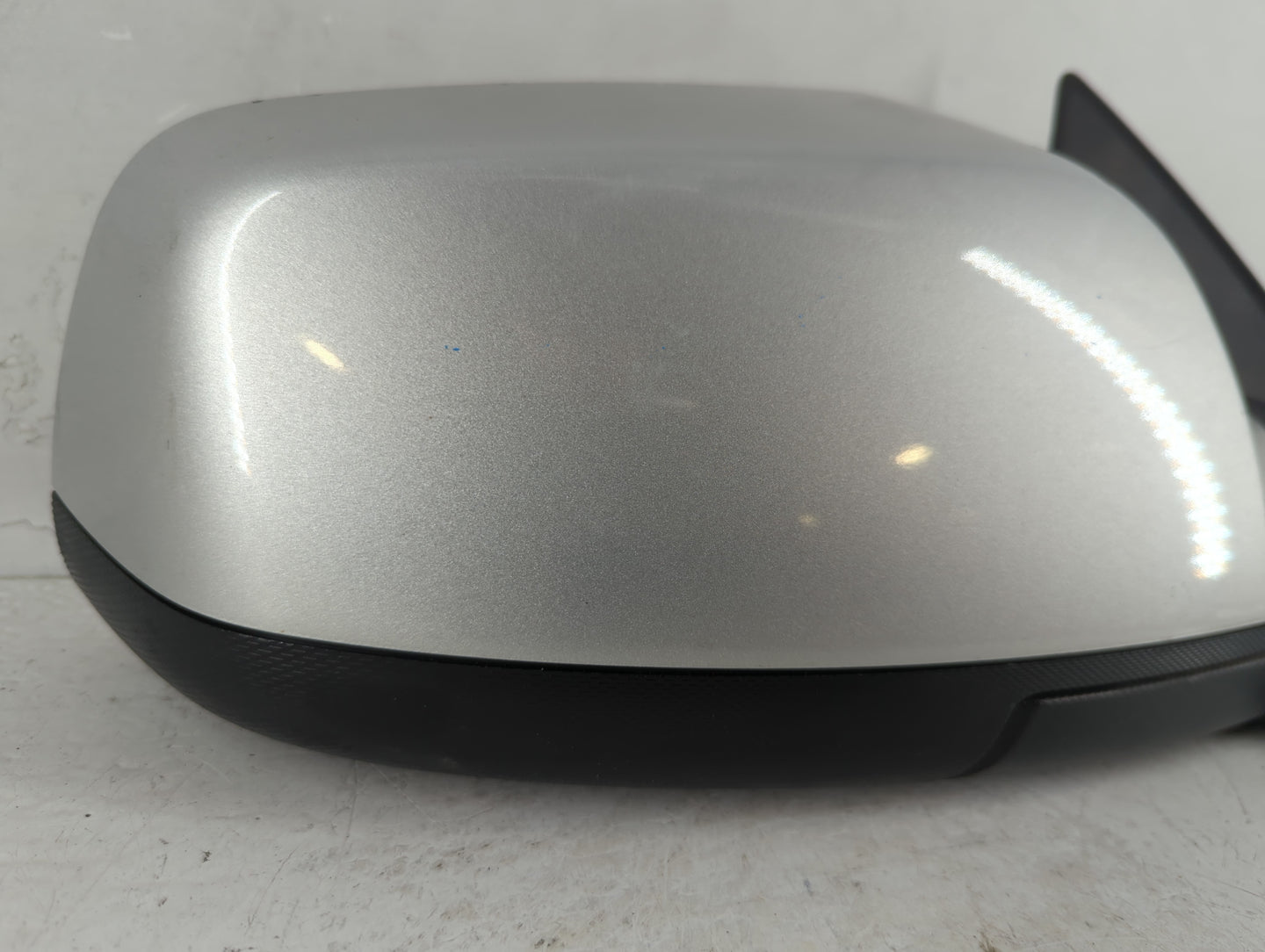 2010-2011 Chevrolet Equinox Passenger Side View Mirror - Right Door Mirror OEM Used - Oemusedautoparts1.com