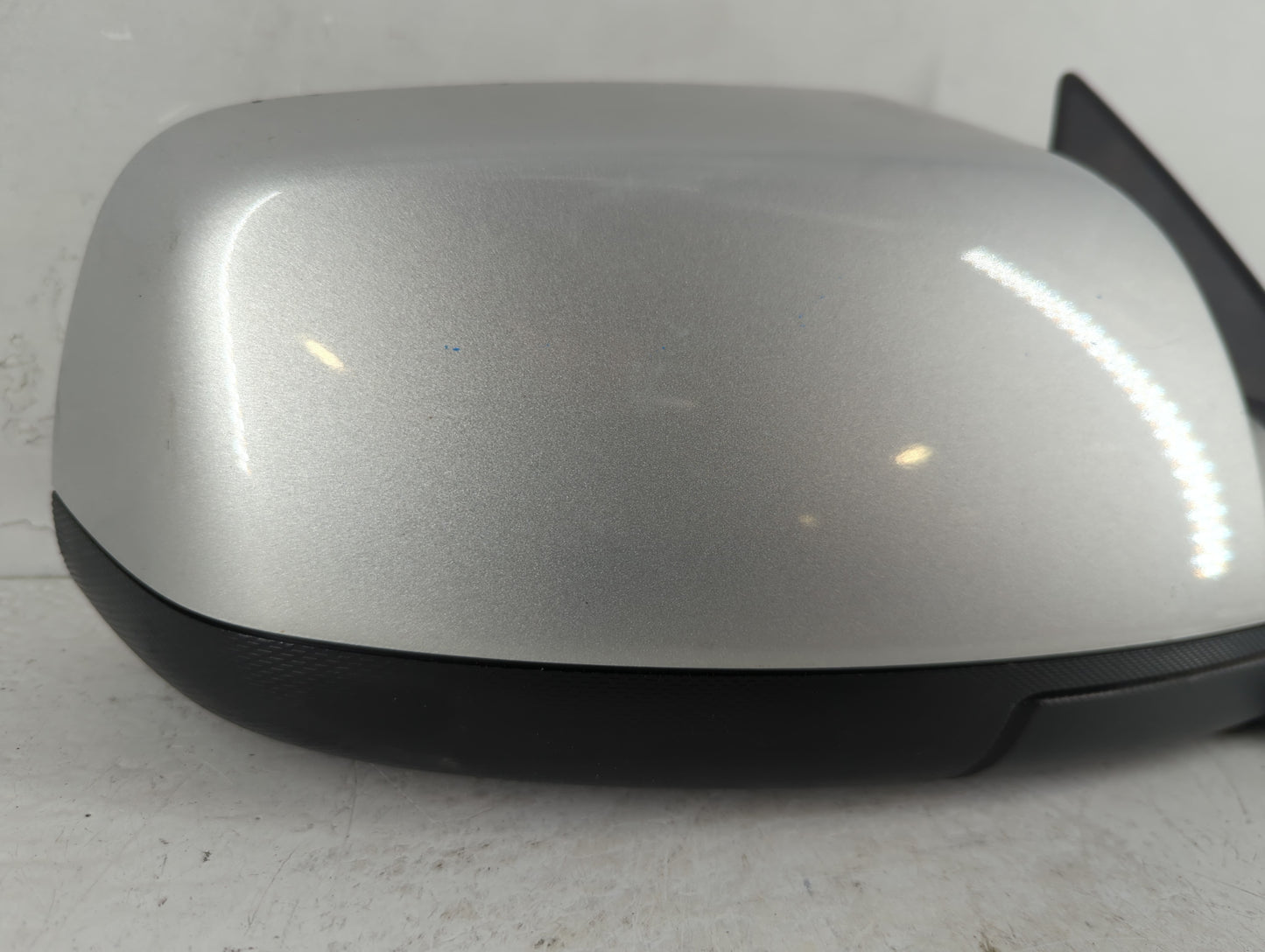 2010-2011 Chevrolet Equinox Passenger Side View Mirror - Right Door Mirror OEM Used - Oemusedautoparts1.com