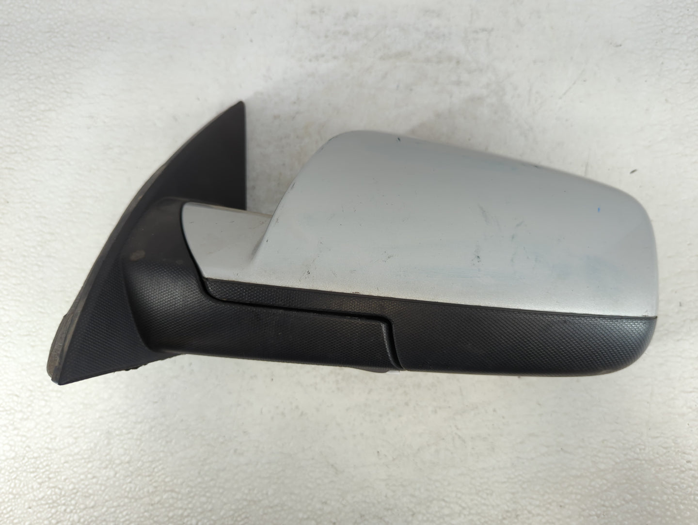 2010-2011 Chevrolet Equinox Driver Left Side View Manual Door Mirror - Oemusedautoparts1.com