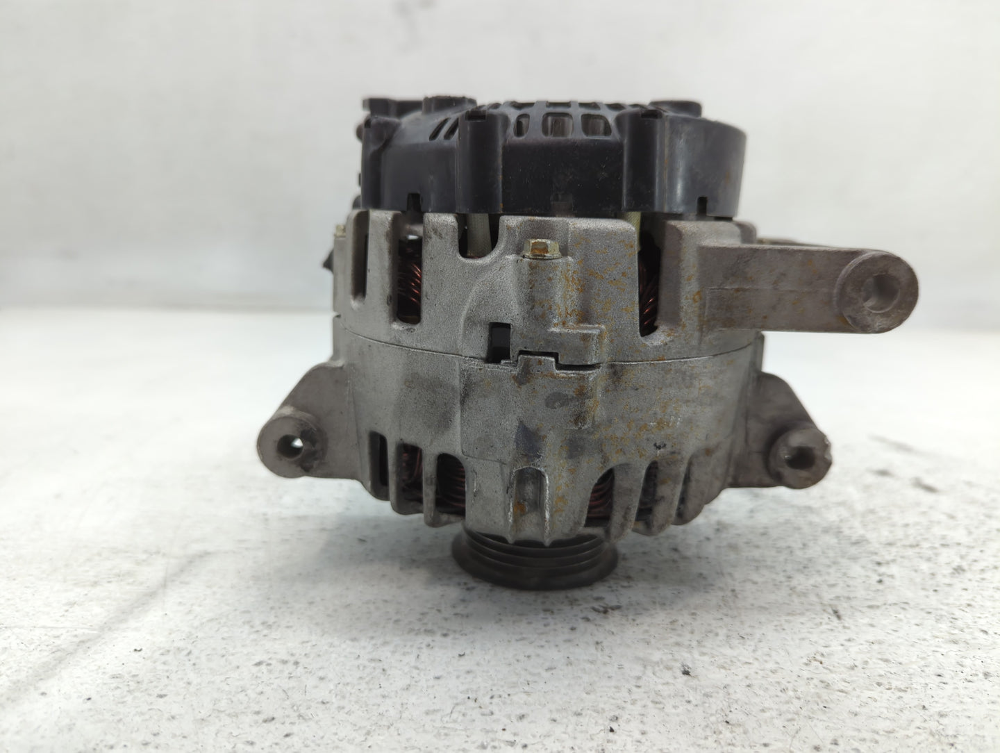 2010-2017 Chevrolet Equinox Alternator Replacement Generator Charging Assembly Engine OEM P/N:44787 Fits OEM Used Auto Parts