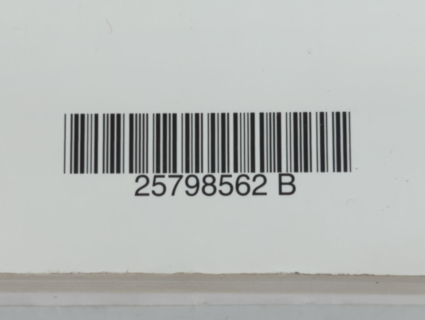 2010 Chevrolet Equinox Owners Manual Book Guide P/N:25798562 B OEM Used Auto Parts - Oemusedautoparts1.com