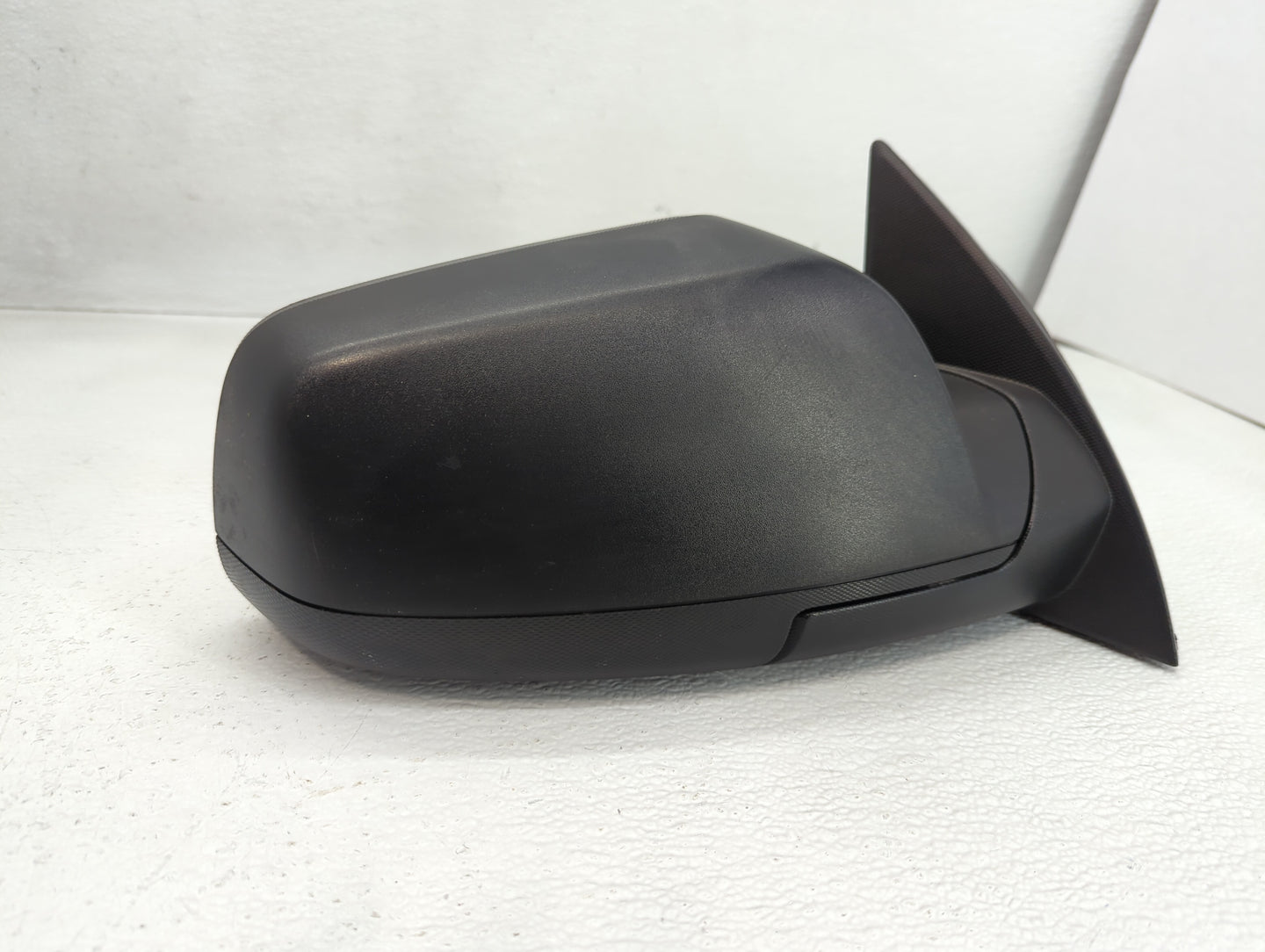 2010-2011 Chevrolet Equinox Passenger Side View Mirror - Right Door Mirror OEM Used - Oemusedautoparts1.com