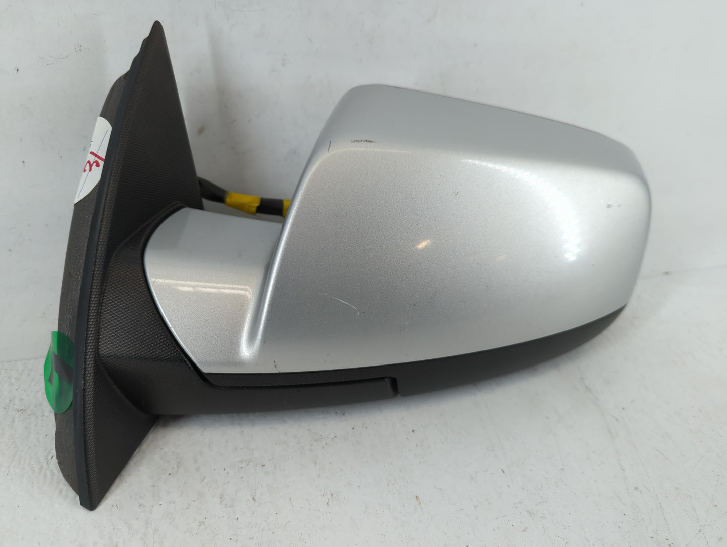 2010-2011 Chevrolet Equinox Driver Side View Mirror - Left Door Mirror OEM Used - Oemusedautoparts1.com