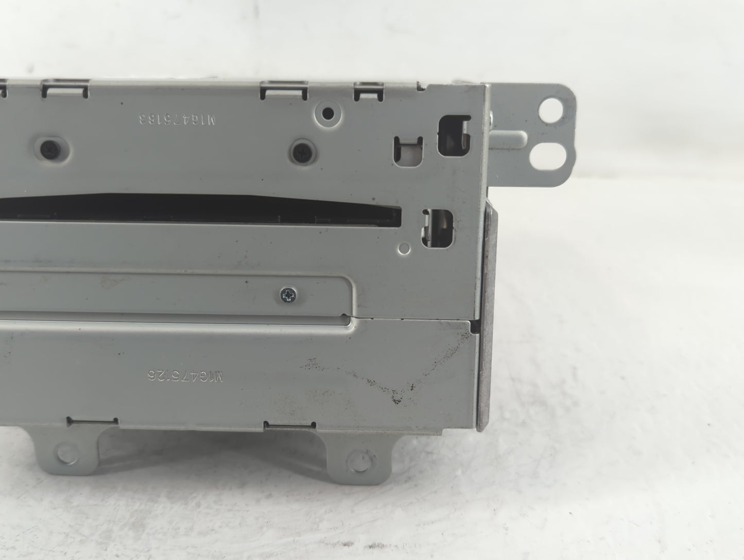 2010-2011 Chevrolet Equinox Radio AM FM Cd Player Receiver Replacement P/N:20907419 Fits Fits 2010 2011 2012 OEM Used Auto P