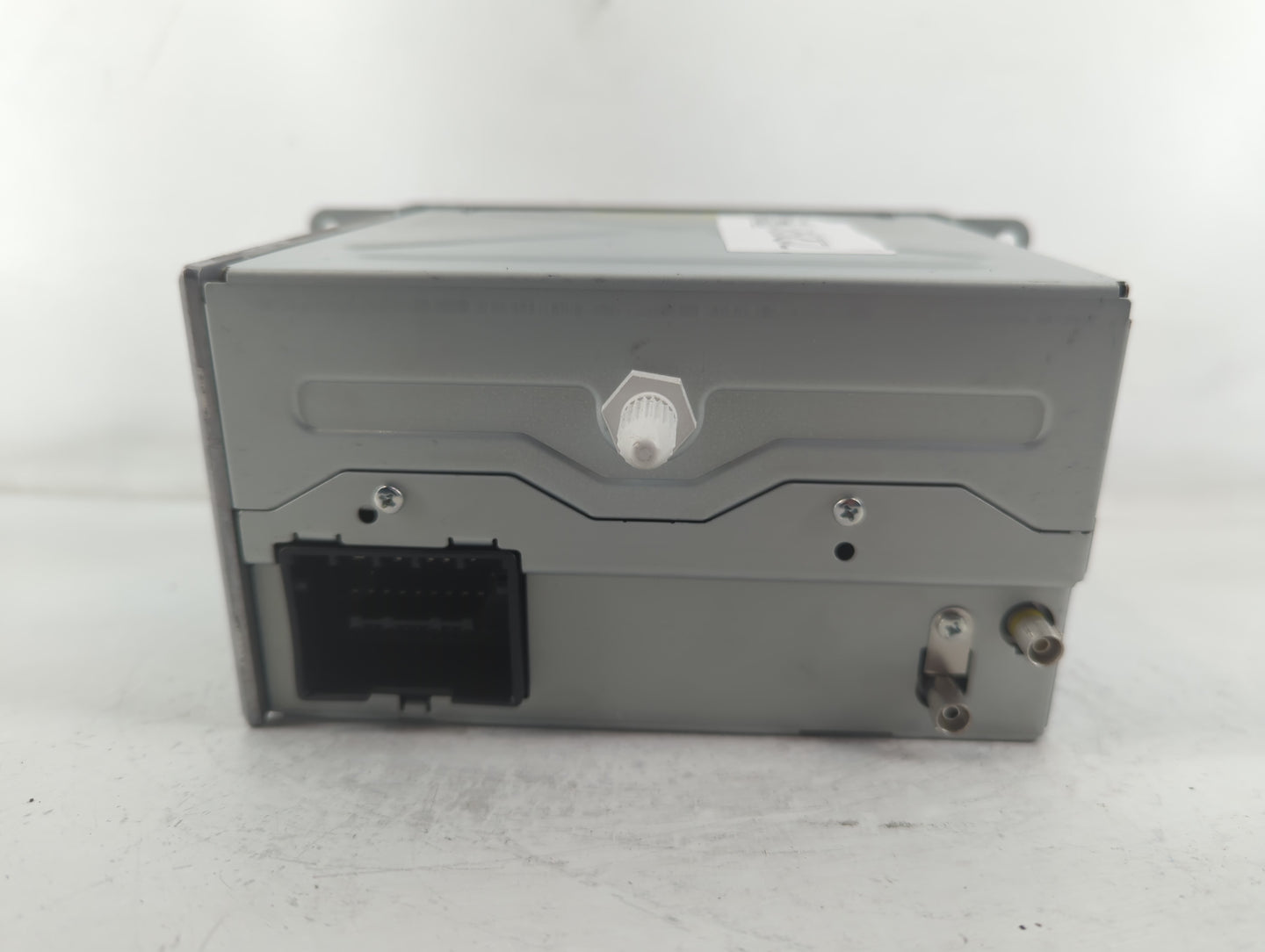 2010-2011 Chevrolet Equinox Radio AM FM Cd Player Receiver Replacement P/N:20907419 Fits Fits 2010 2011 2012 OEM Used Auto P