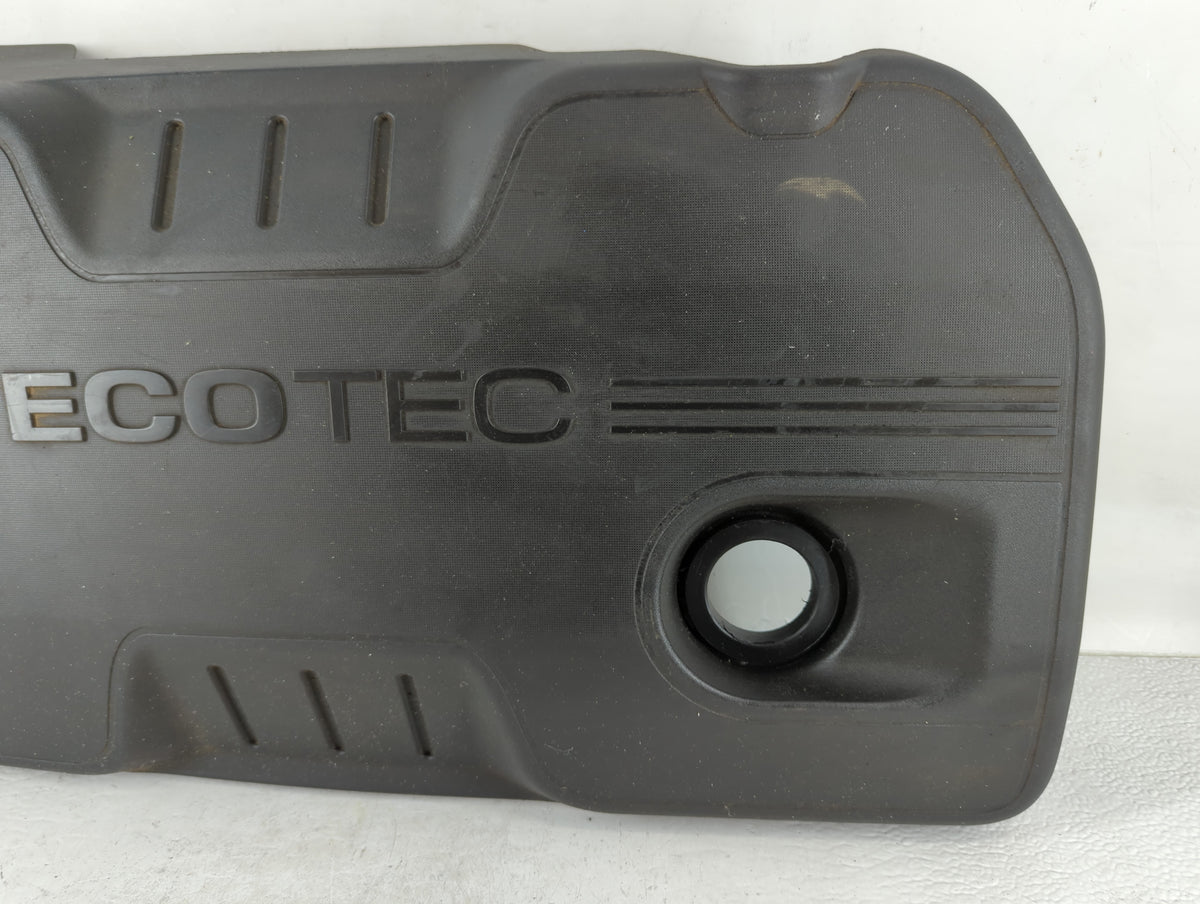 2010 Chevrolet Equinox Engine Cover 723248 - Oemusedautoparts1.com
