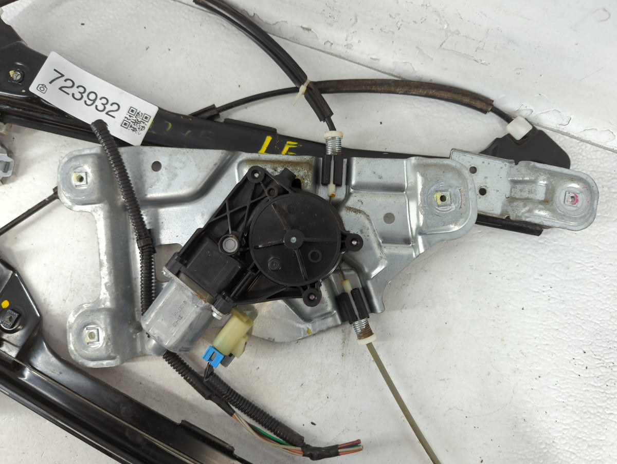 2010-2011 Chevrolet Equinox Driver Left Front Window Regulator 723932 - Oemusedautoparts1.com