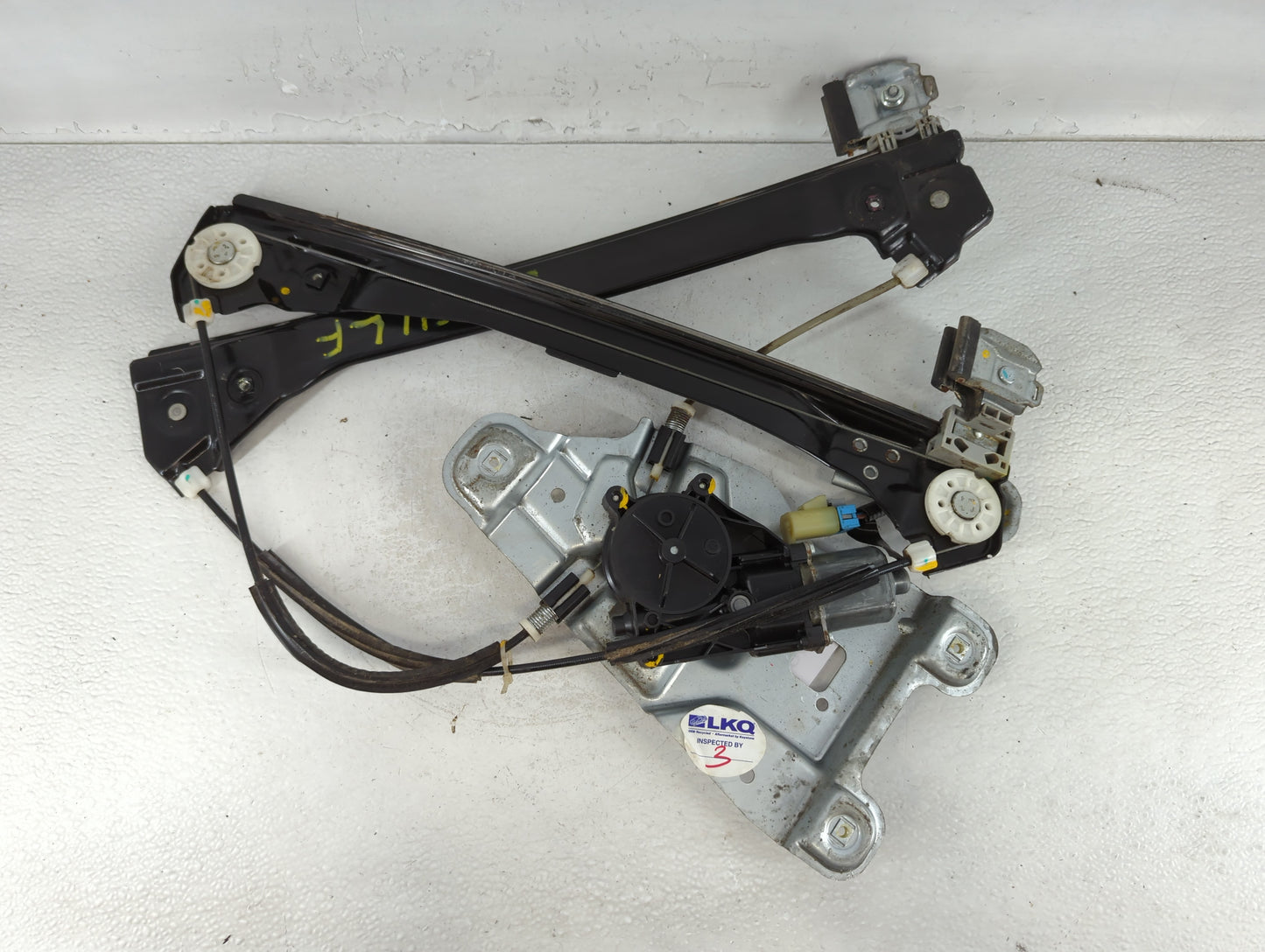 2010-2011 Chevrolet Equinox Driver Left Front Window Regulator 723933 - Oemusedautoparts1.com