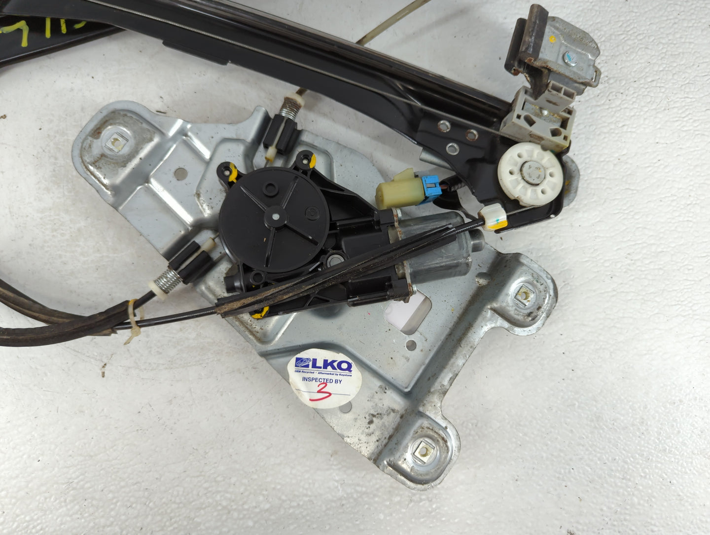 2010-2011 Chevrolet Equinox Driver Left Front Window Regulator 723933 - Oemusedautoparts1.com