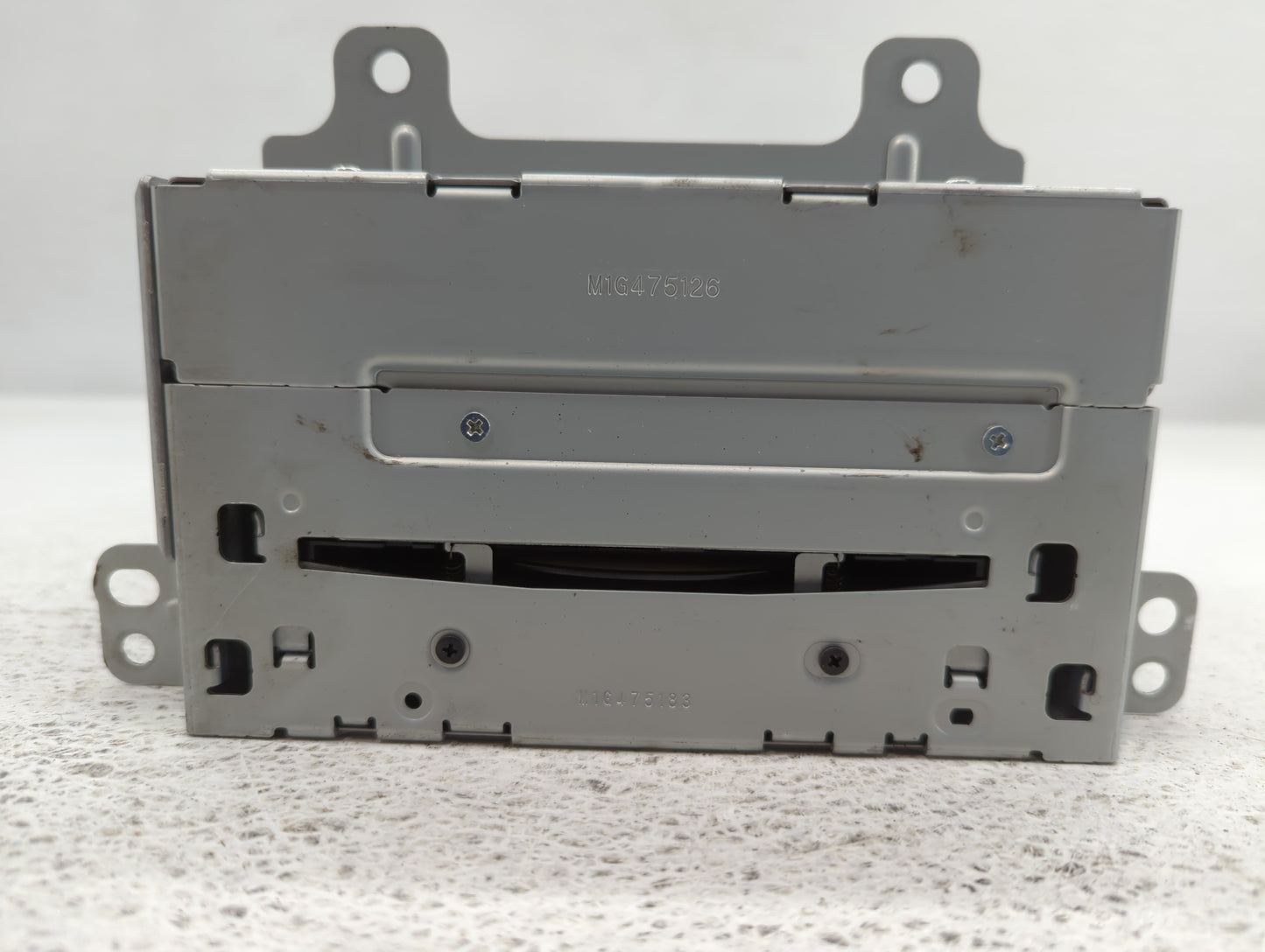 2010-2010 Chevrolet Equinox Am Fm Cd Player Radio Receiver - Oemusedautoparts1.com
