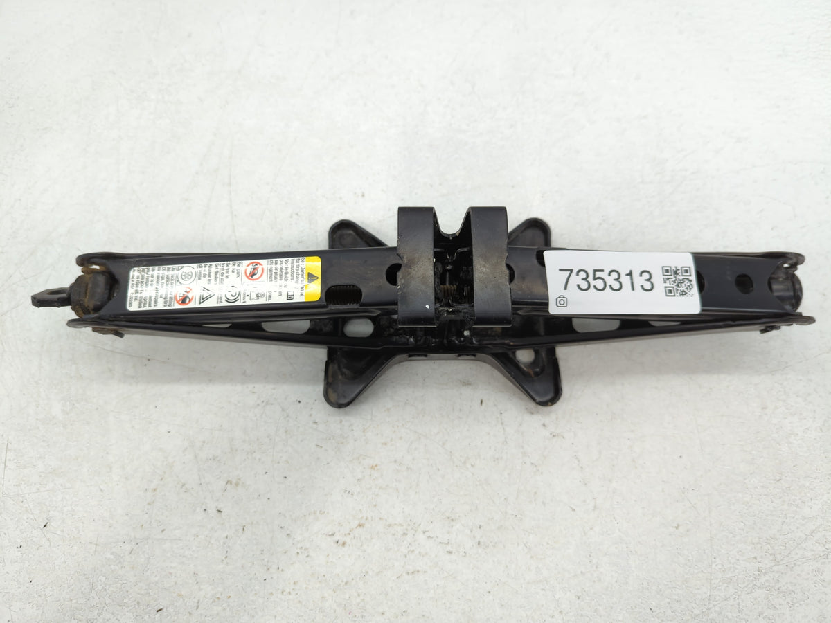 2010 Chevrolet Equinox Spare Scissor Car Jack 735313 - Oemusedautoparts1.com