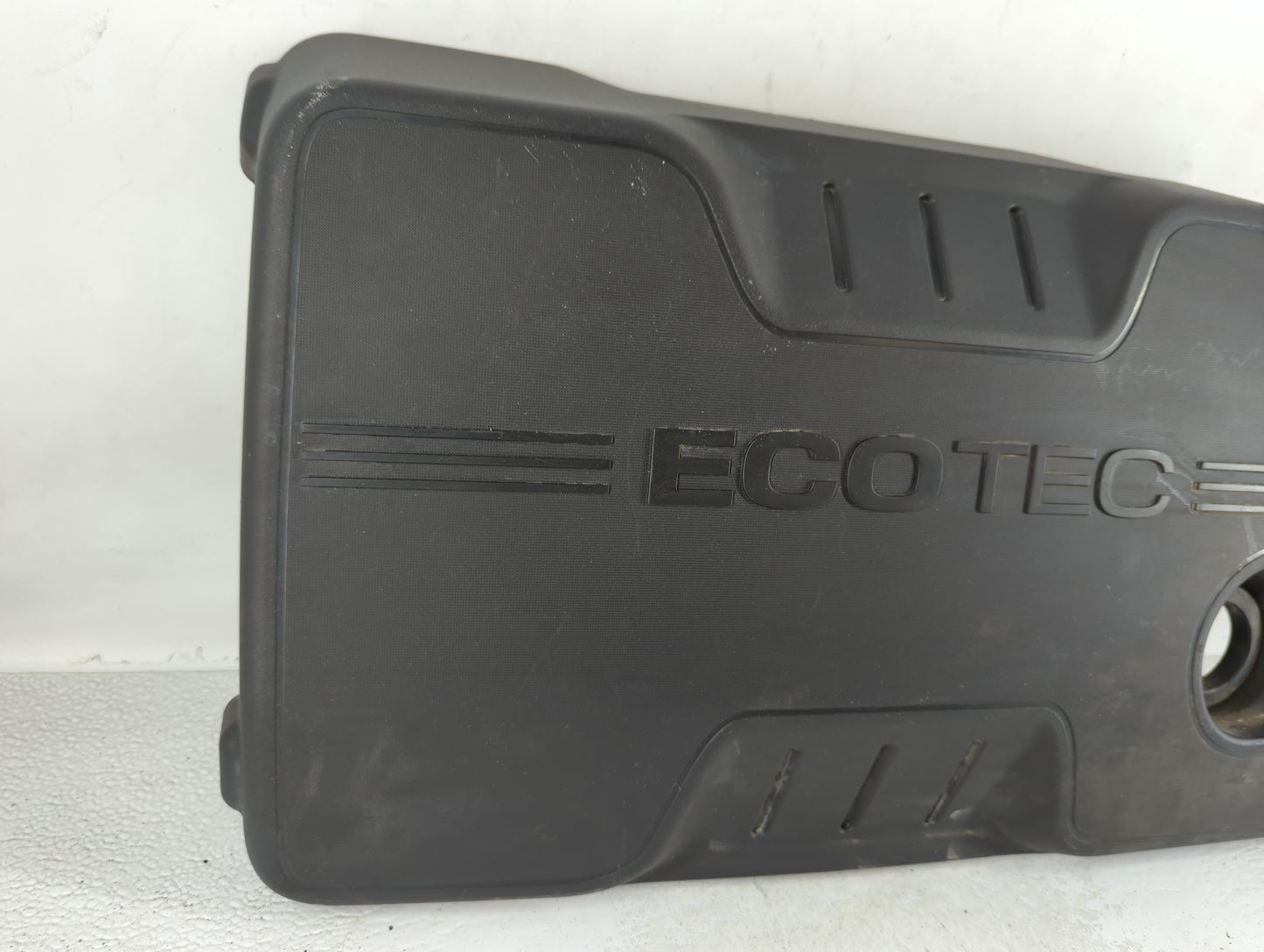 2010 Chevrolet Equinox Engine Cover - Oemusedautoparts1.com