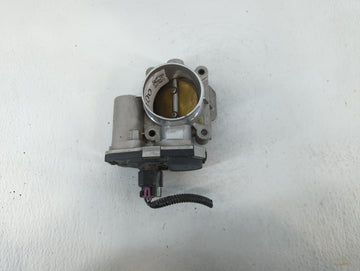 2010-2011 Chevrolet Equinox Throttle Body P/N:186AA5138 Fits Fits 2007 2008 2009 2010 2011 2012 OEM Used Auto Parts - Oemuse