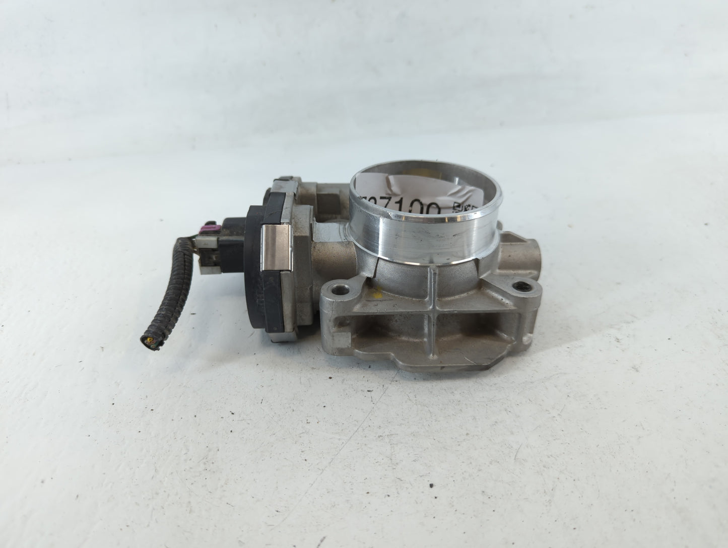 2010-2011 Chevrolet Equinox Throttle Body P/N:186AA5138 Fits Fits 2007 2008 2009 2010 2011 2012 OEM Used Auto Parts - Oemuse