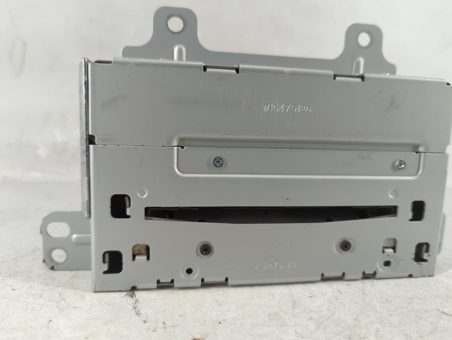 2010 Chevrolet Equinox Radio AM FM Cd Player Receiver Replacement P/N:20907419 Fits OEM Used Auto Parts - Oemusedautoparts1.